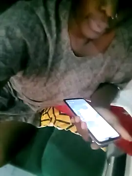 Temilayo12 online show from April 17, 2:20 pm