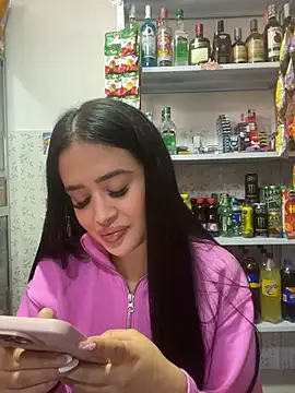 Snapshot of Sara_fun chatting on April 17, 5:49 pm Sara fun online show from April 17, 5:49 pm