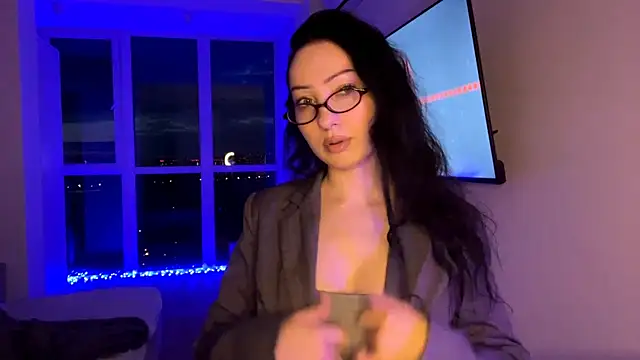 Meow Alika online show from April 30, 5:30 pm