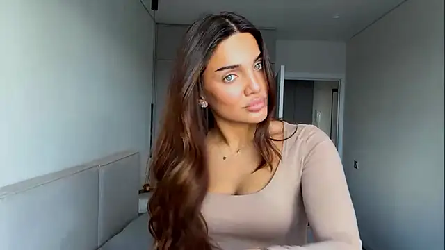 MelindaReny online show from May 30, 9:06 am