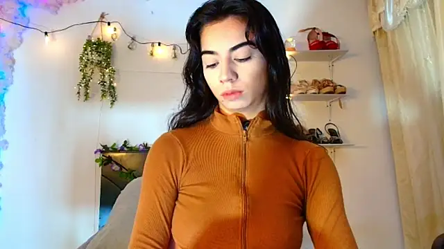 Sussan Oconell online show from June 10, 1:32 pm