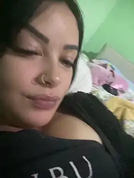 novinhahot18 online show from April 15, 3:52 pm