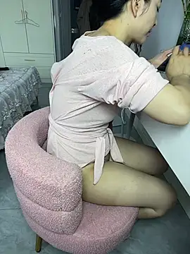 Snapshot of diudiubaobei_ chatting on May 9, 7:35 am diudiubaobei online show from May 9, 7:35 am