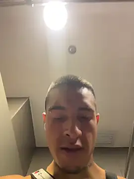 willclayy online show from June 3, 2:33 pm