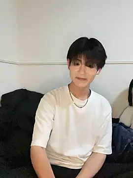 XRIIX online show from April 19, 12:26 pm