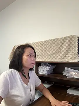 lisha521 online show from June 10, 1:28 am