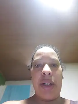 DivaCaliente1 online show from May 9, 4:45 pm