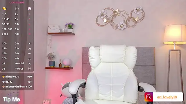 Snapshot of Ary_lovely18 chatting on June 22, 3:25 am Ary lovely18 online show from June 22, 3:25 am