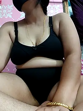 susmitabiswas9312 online show from May 14, 8:32 am