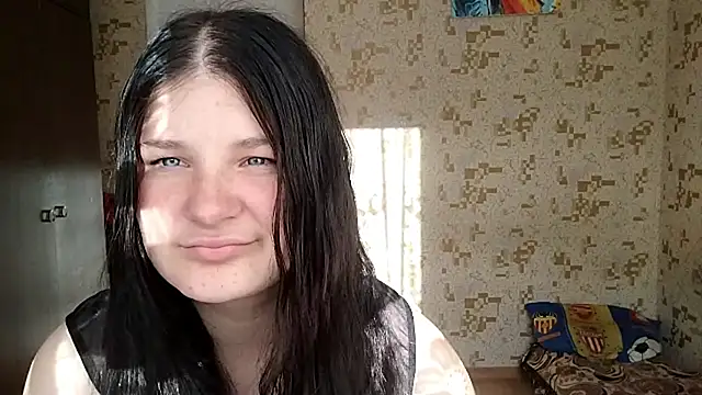BeatriceMolands online show from June 4, 3:51 pm