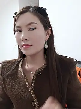 Snapshot of tongtong789 chatting on April 20, 8:17 am tongtong789 online show from April 20, 8:17 am