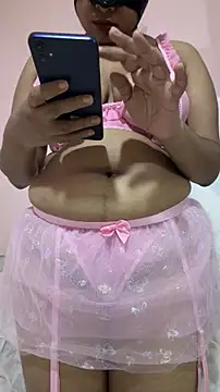Snapshot of yamee__ chatting on July 10, 8:33 pm yamee online show from July 10, 8:33 pm