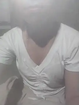 Snapshot of Zara-Lina chatting on April 23, 1:46 pm Zara-Lina online show from April 23, 1:46 pm