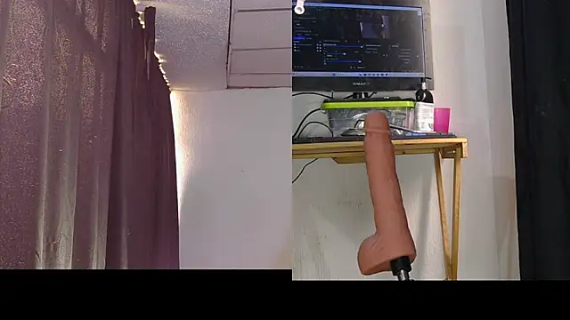 Backdoor Newbie online show from June 20, 8:11 pm