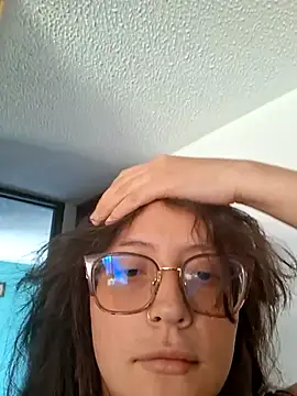 Backdoor Newbie online show from June 24, 8:30 pm