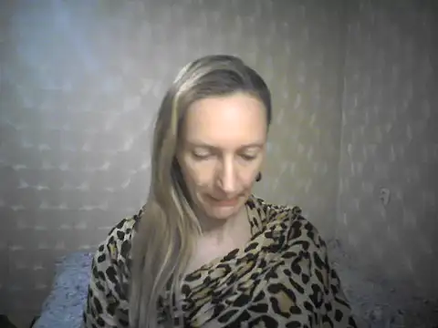 LunaBelle8 online show from April 16, 6:41 pm