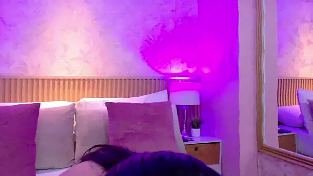 Darcy glow  online show from June 18, 11:47 am