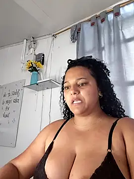 manuboobss online show from May 8, 3:39 pm