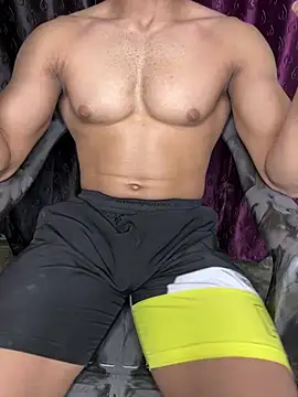 aarav chaudhary007 online show from August 2, 5:33 pm