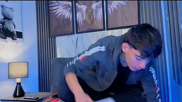 Snapshot of demian_hot99 chatting on April 28, 11:48 am demian hot99 online show from April 28, 11:48 am