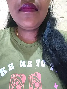 Snapshot of Newragini chatting on May 8, 9:31 pm Newragini online show from May 8, 9:31 pm