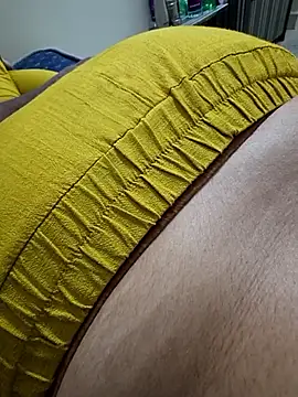 pikachu1  online show from April 26, 2:59 pm