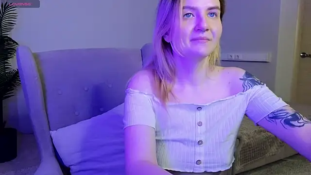 TonyaMeow online show from June 26, 1:21 am