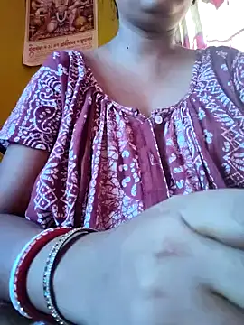 Snapshot of Simupaul001 chatting on May 7, 9:14 am Simupaul001 online show from May 7, 9:14 am