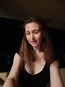 Snapshot of irresistibelle chatting on June 1, 7:37 pm irresistibelle online show from June 1, 7:37 pm