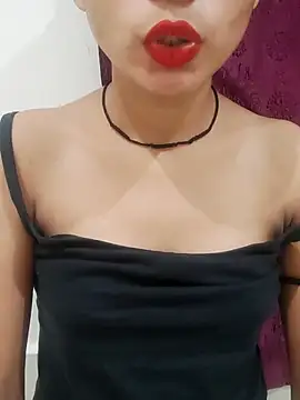 Snapshot of Kamini_rani chatting on May 18, 3:07 pm Kamini rani online show from May 18, 3:07 pm