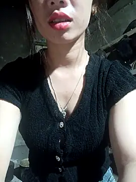 Isabella pusy online show from May 18, 3:02 am