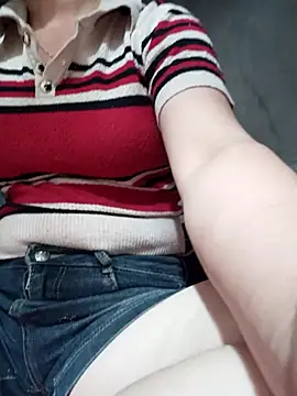 Isabella pusy online show from July 7, 1:15 pm