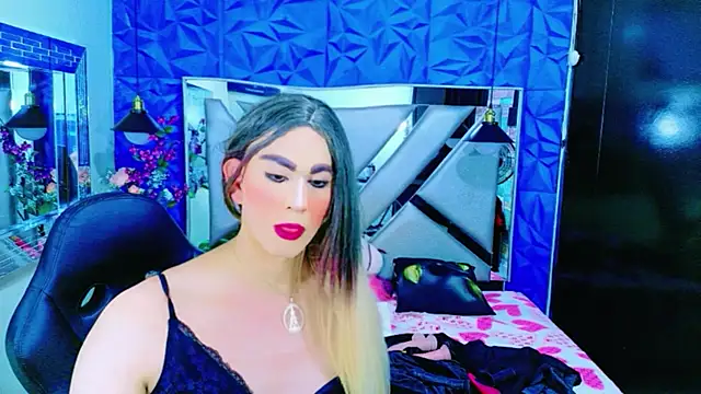 Nicolle Morrisx online show from May 7, 6:46 pm