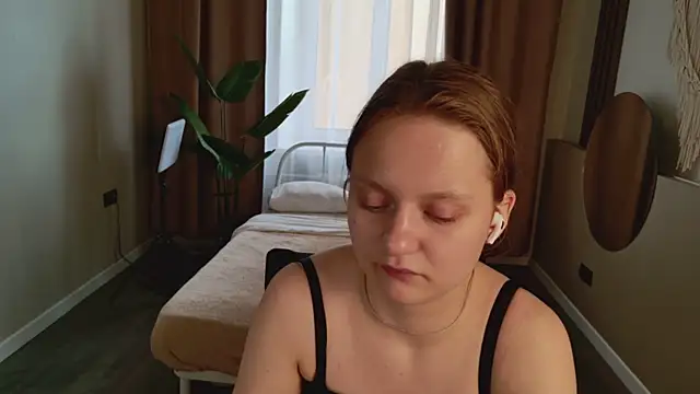 Snapshot of French_Fry chatting on June 4, 5:46 am French Fry online show from June 4, 5:46 am