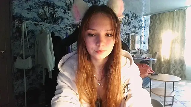 Snapshot of Princess_Mira chatting on June 26, 8:41 am Princess Mira online show from June 26, 8:41 am