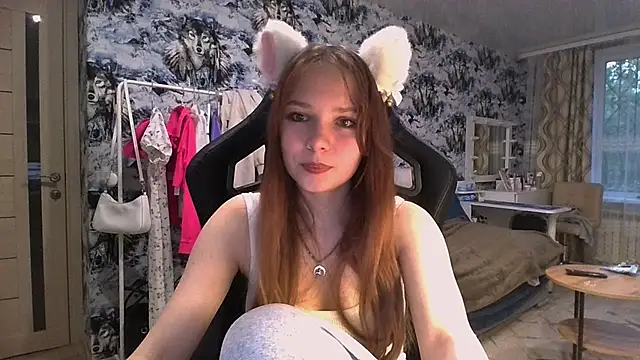 Snapshot of Princess_Mira chatting on July 2, 5:19 pm Princess Mira online show from July 2, 5:19 pm