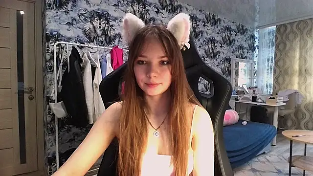 Snapshot of Princess_Mira chatting on July 23, 10:24 am Princess Mira online show from July 23, 10:24 am