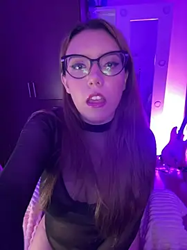 AliceMtz online show from June 11, 3:04 am