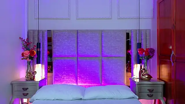 Valeria-Beltran online show from May 15, 3:46 am