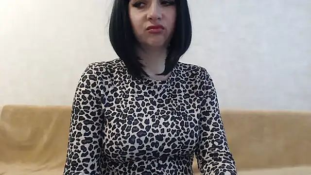 Isabella15689 online show from April 25, 10:18 am