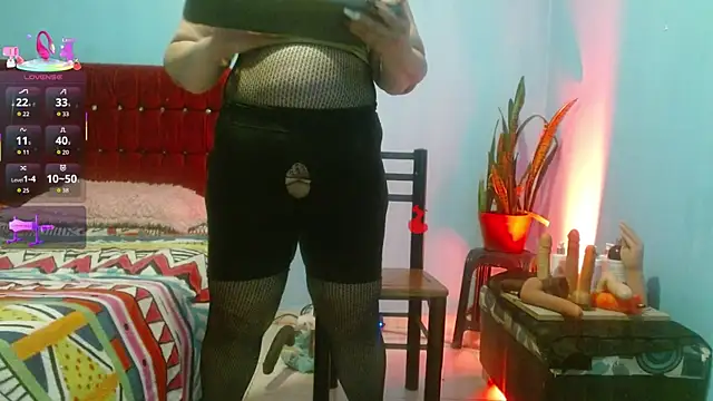 Sweet-Mommy-Milf online show from July 9, 12:15 am