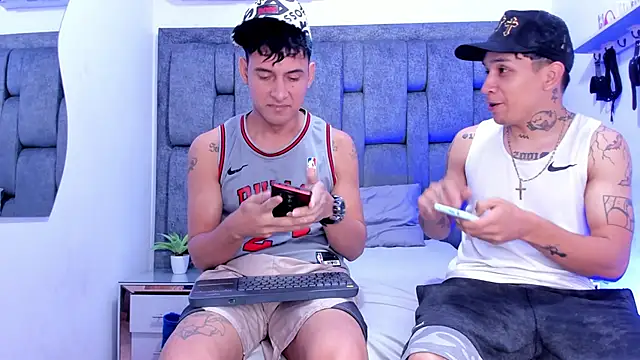 KyABROTHERS OS online show from April 21, 8:20 am