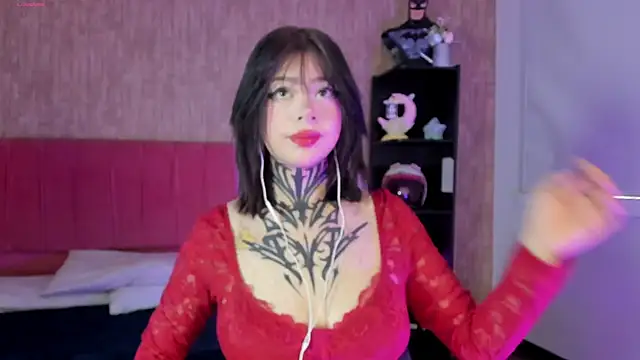 Snapshot of hanna_riu chatting on June 10, 1:32 pm hanna riu online show from June 10, 1:32 pm