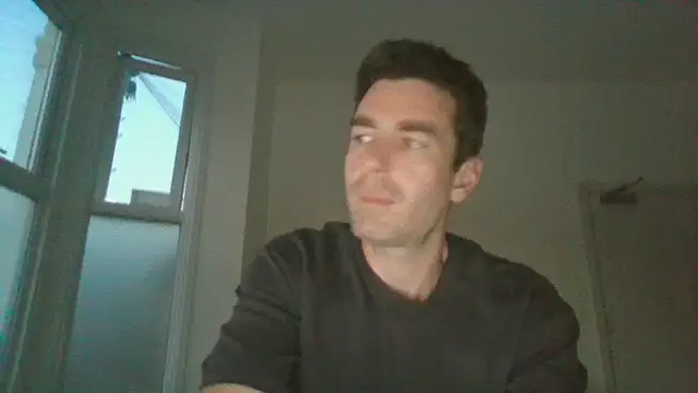 Snapshot of frenchbdmaninlondon chatting on June 24, 8:52 pm frenchbdmaninlondon online show from June 24, 8:52 pm