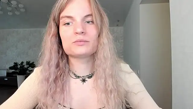 Snapshot of milliKira006 chatting on May 1, 1:16 pm milliKira006 online show from May 1, 1:16 pm