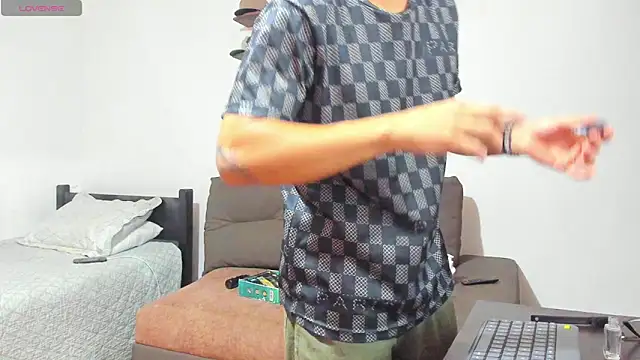 Teo Rave online show from May 17, 2:53 am