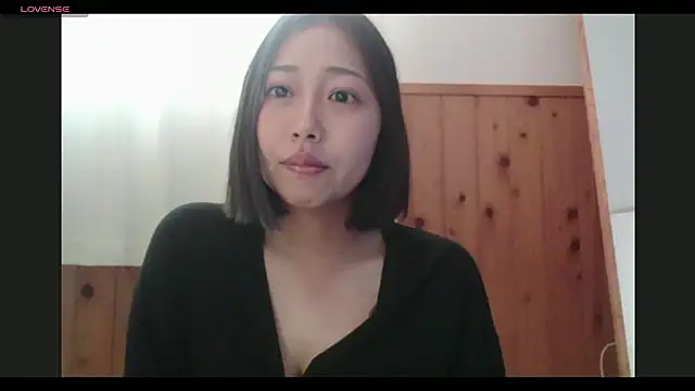 aoi252525 online show from May 10, 8:25 pm