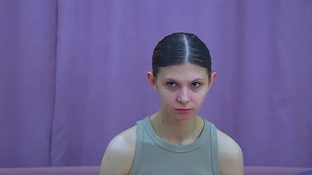 AudreyBarlov online show from May 6, 6:52 am