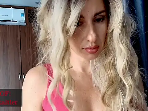 Snapshot of _horny_sexy_ chatting on September 29, 5:45 am  horny sexy  online show from September 29, 5:45 am