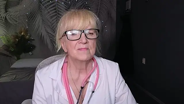 Dr Mireille online show from May 16, 10:36 am